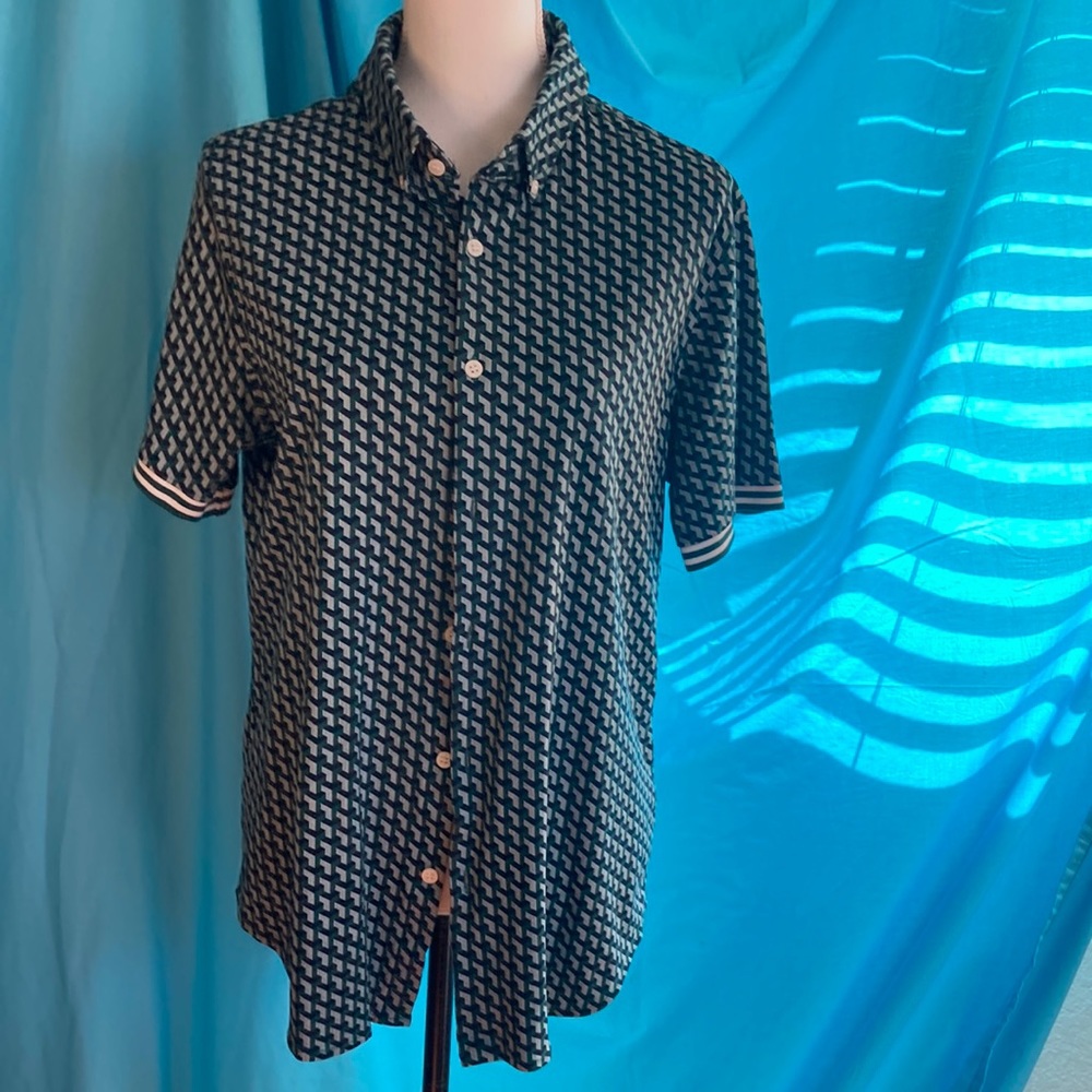 Knit print bottom down collar shirt
